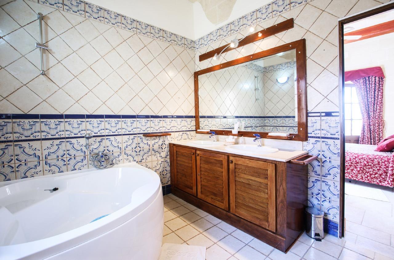 L'Ghorfa Bed and Breakfast Xagħra Exteriör bild